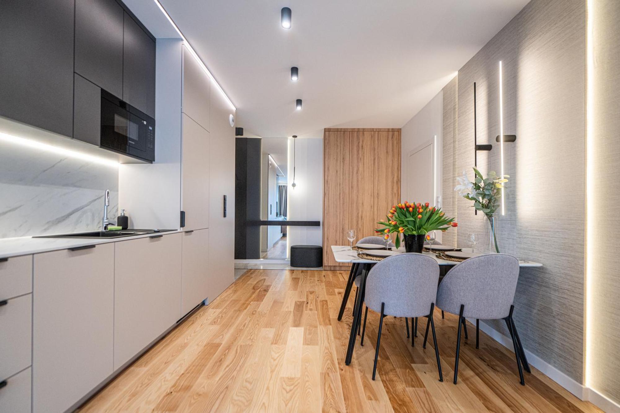 Port Popowice -darmowy Garaz I Rowery - Meldunki 24na7 - Tramwajem 15 Min Do Rynku Apartment